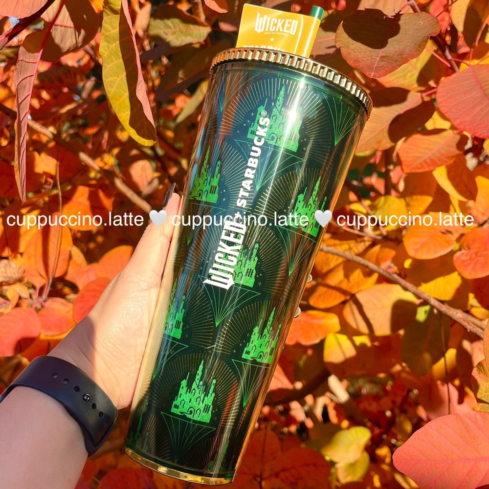 💚NWT✨2024 Starbucks X Wicked Metallic Gold & Green Emerald City Castle Tumbler